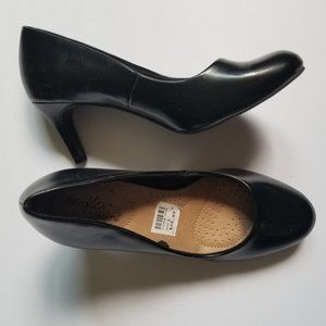 Comfort Deflex Black Heels, Size 5